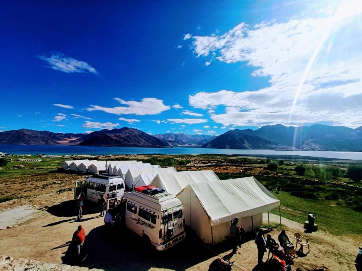 Camp Redstart Hotel Leh Eksteriør billede